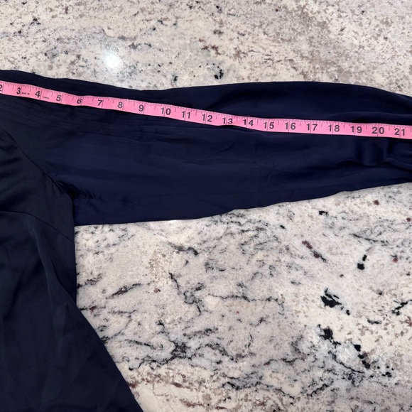 ✨ ANN TAYLOR Deep Navy Silky Tie-Neck Blouse | Chic Workwear - Picture 7 of 8